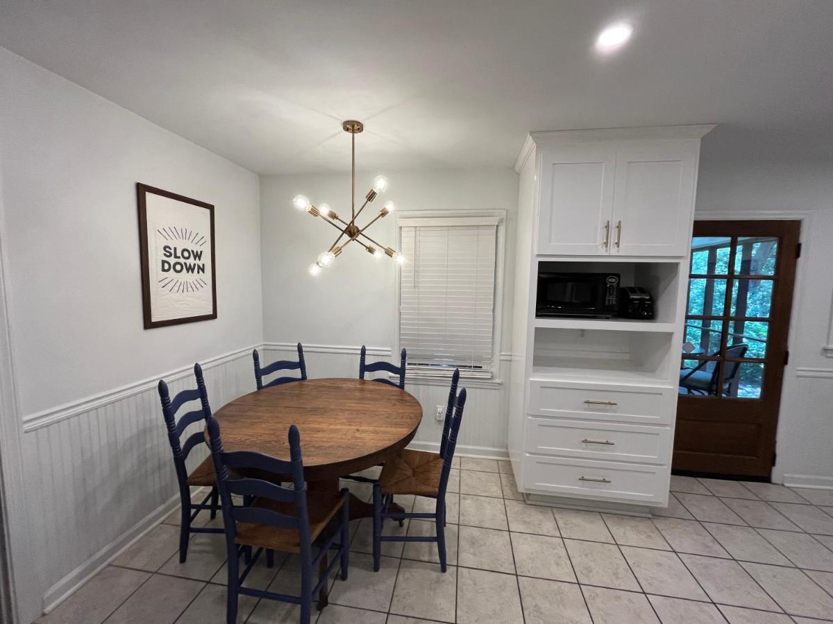 Modern Athens Home 4Bd, 3Bth エクステリア 写真